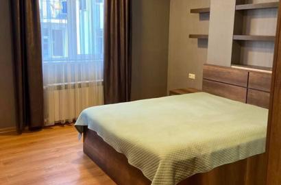 იყიდება ახალი გარემონტებული 2 ოთახიანი ბინა